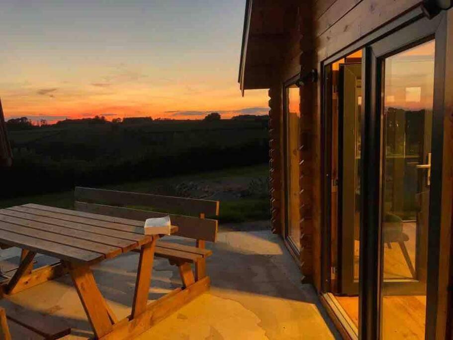 Le Chalet Du Crescent Saint-Germain-des-Champs 외부 사진